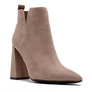 NWOT Qupid Faux Suede Ankle Booties